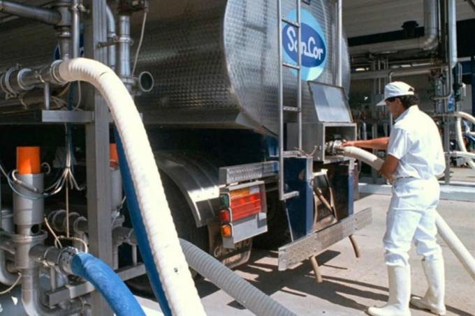 Por SanCor el sindicato lechero hará un paro en todas las empresas y alertan que faltarían productos al público