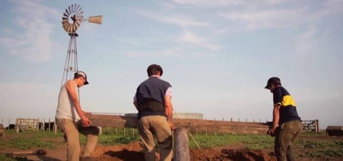 Para CRA el refuerzo salarial cedido por DNU es ‘otro atropello a la legalidad y la propiedad privada’