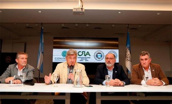  El campo llevará al Ministerio de Trabajo la pelea con un gremio por un bono