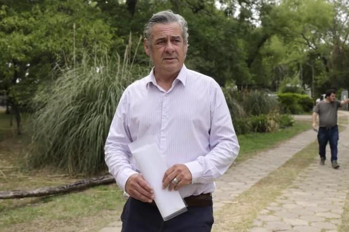 Como espejo del dólar soja, la Rural propuso bajar un 52% las retenciones