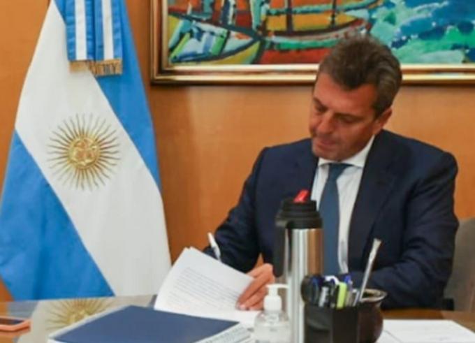 Facma volvió a pedir (por tercera vez) una reunión con Massa para solicitar una medida diseñada para brindar oxígeno financiero al sector.