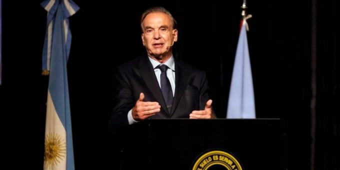  Miguel Ángel Pichetto defendió la propiedad privada y cosechó sonrisas, que se fueron apagando cuando advirtió que las retenciones no se podrán eliminar de inmediato en 2023