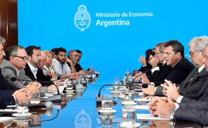 Dólar agro: incluyeron al sorgo, la cebada forrajera y el girasol, pero con cupos de exportación