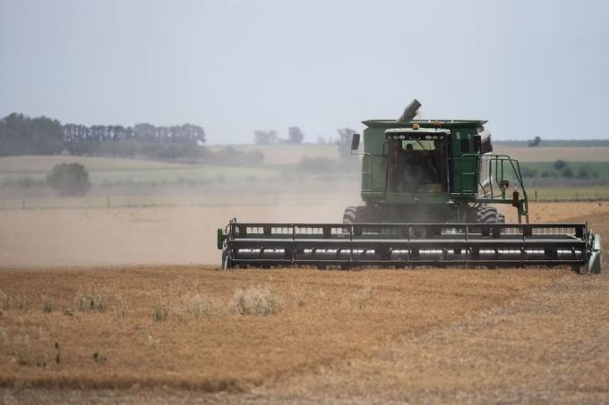 Cepo importador: alerta en multinacionales de la maquinaria agrícola por otra restricción con los dólares