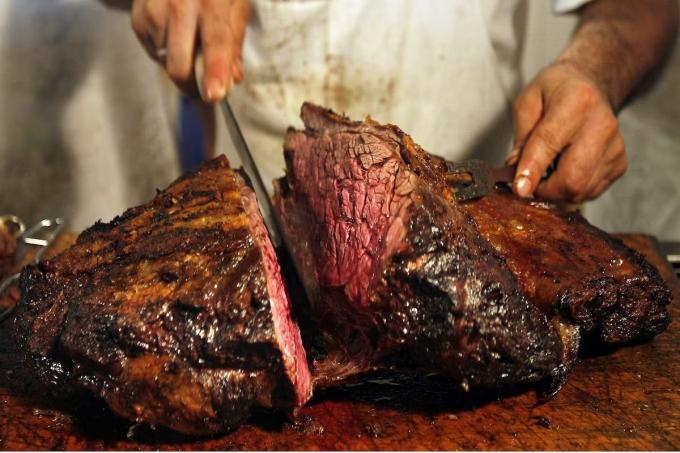 Un 67% de los argentinos está reduciendo el consumo de carne vacuna y un experto explica por qué