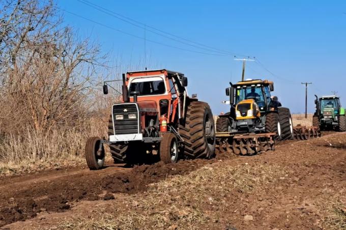 Abandono: enojados porque no arreglan los caminos, en un pueblo hicieron una novedosa protesta