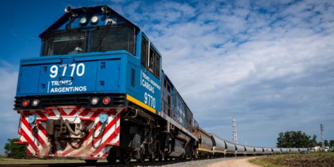 Viterra, ACA y Cofco financiarán al Estado argentino para que pueda sumar nuevas formaciones al ferrocarril Gral. Belgrano