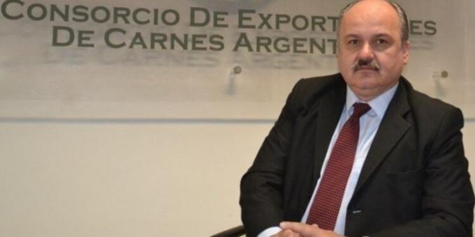 Por ahora no levantan cabeza, pero los exportadores de carne ya sueñan con poder embarcar 1,5 millones de toneladas en el gobierno de Milei