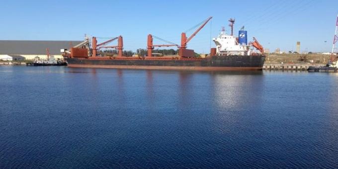 A pagar retenciones adelantadas de maíz que se acaba el mundo. Sigue el festival de registraciones de embarques del cereal