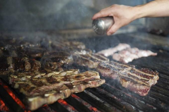 A cuánto se irá. la expectativa de una inminente devaluación empujó a la hacienda y habrá nuevos precios para la carne