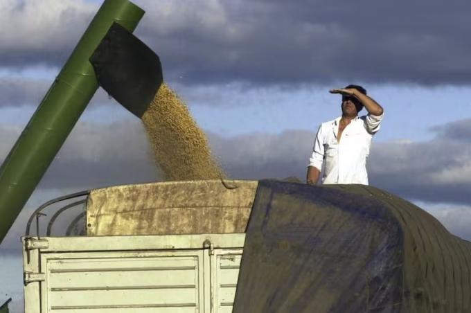 Impacto para la macro. Estiman un derrumbe en la recaudación por retenciones de febrero y se enciende una alarma