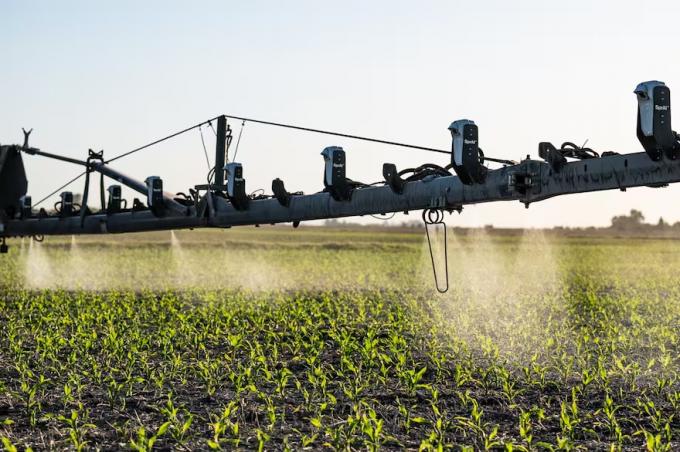 Avance el Gobierno facilitará la importación de agroquímicos con un novedoso sistema