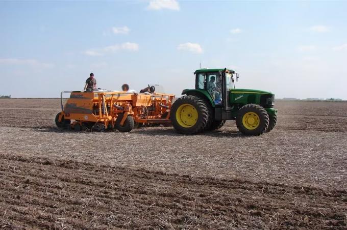 Ante un mes clave el intrincado combo que puso en suspenso al mercado de insumos del agro y las chances sobre una reactivación