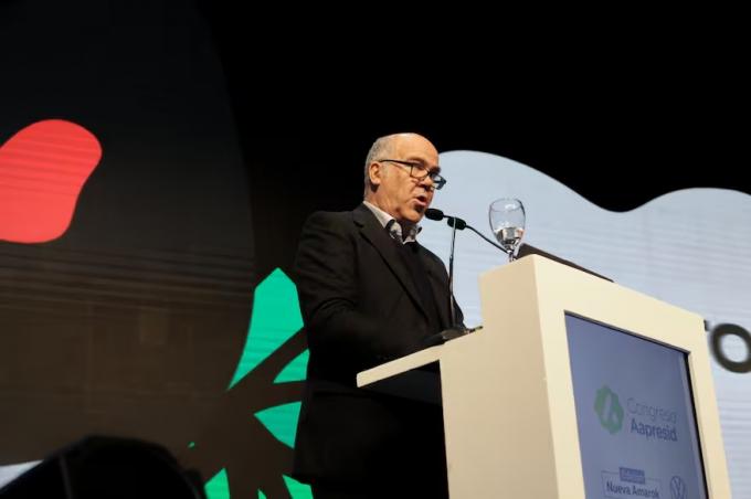 El momento es histórico. El secretario de Agricultura le pidió paciencia al campo y habló de los logros de Milei