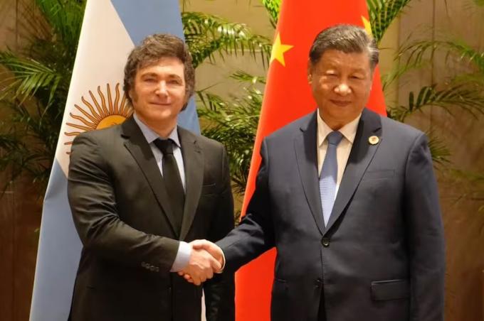 Sin novedades desvela a los empresarios de la carne aviar una demorada falta de definición de China