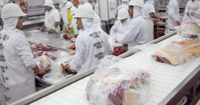 Argentina podrá comenzar a exportar carne aviar, porcina y cortes bovinos con hueso a Filipinas