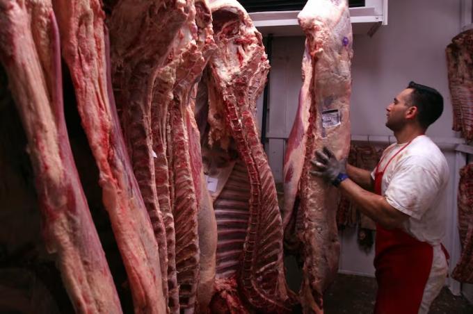 Con altos costos y un mundo enrarecido, los exportadores de carne enfrentan un 2025 “desafiante”