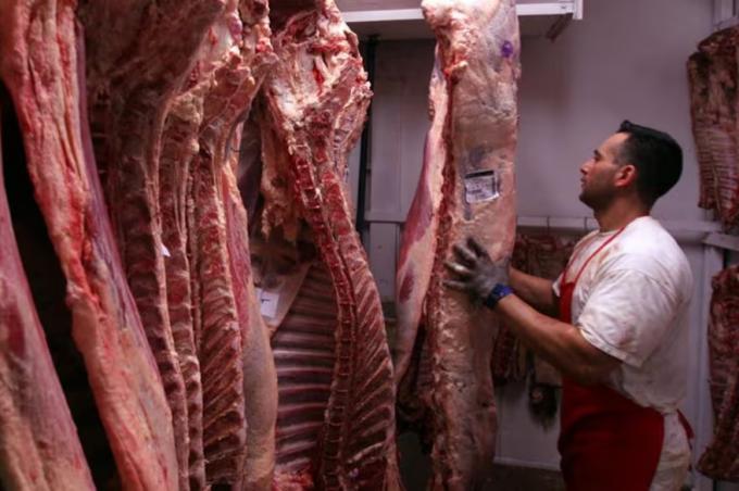 China suspendió la importación de carne vacuna de dos empresas argentinas