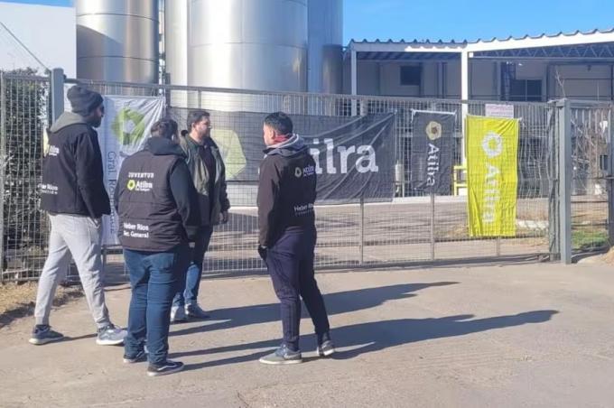 Un fallo que atrasa nuevo revés judicial para la dueña de una pyme láctea en guerra con un gremio