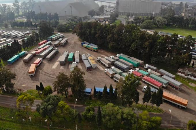 Uno de los mejores años se viene un aluvión de camiones a los puertos por el campo
