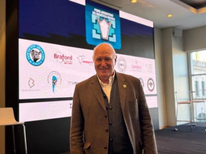 Foro de Genética Bovina en la Expo Rural 25. Víctor Tonelli destacó el valor diferencial de la calidad en la carne argentina 