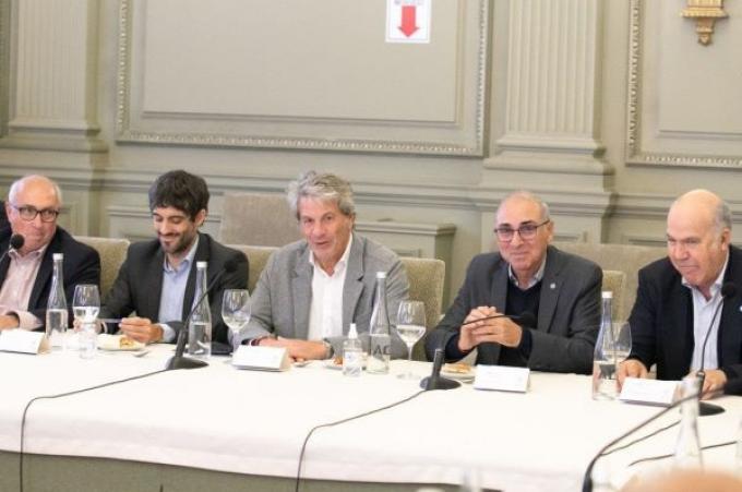 Retenciones cero el Gobierno busca que el productor vuelva a invertir y promete estabilidad macro