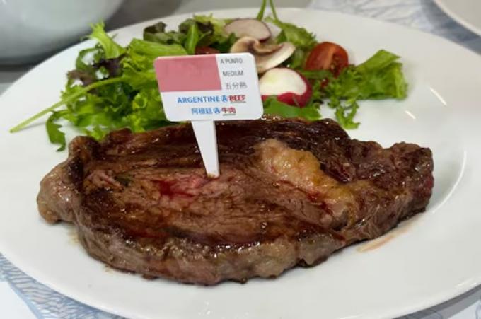 Alivio temporal para la Argentina. China postergó la definición sobre una salvaguarda contra la carne vacuna