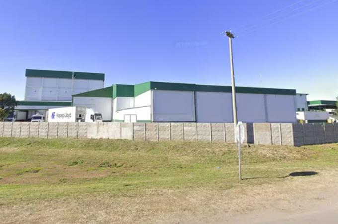 Debe más de $34.000 millones un emblemático frigorífico suspendió a 500 empleados y su producción y lo acecha un fantasma