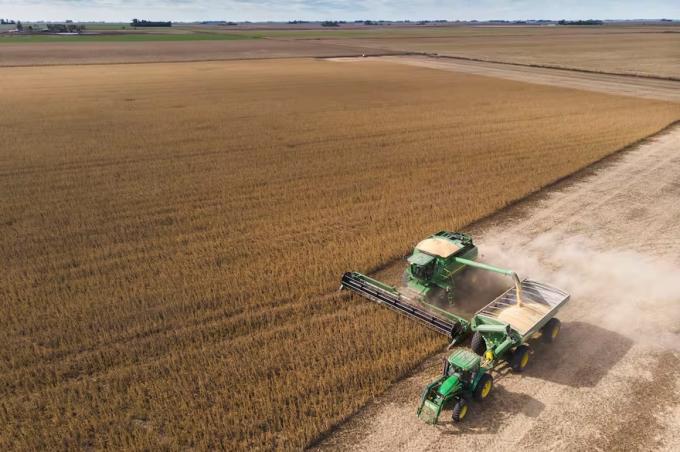 Lo compartió Milei un informe del Indec dice que la facturación en la maquinaria agrícola creció un 35%