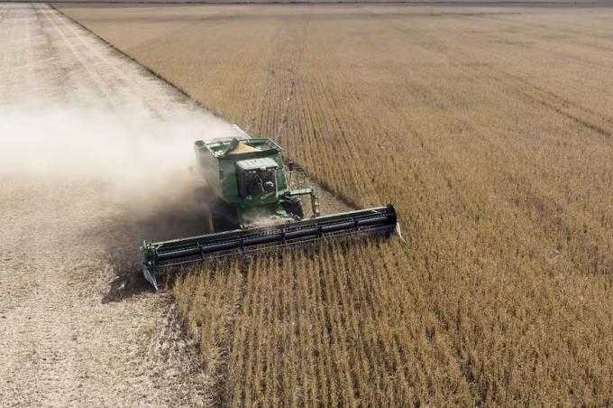 Preocupación empresaria por la suba del gasoil aumenta el costo para cosechar y en el transporte hay 6500 pymes en vilo