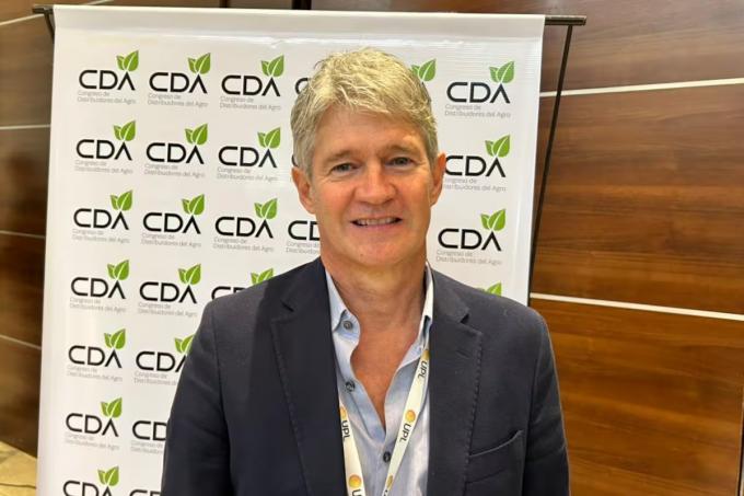 Está tenso qué va a pasar con el negocio de los insumos en un momento clave y ante una siembra de trigo que podría caer