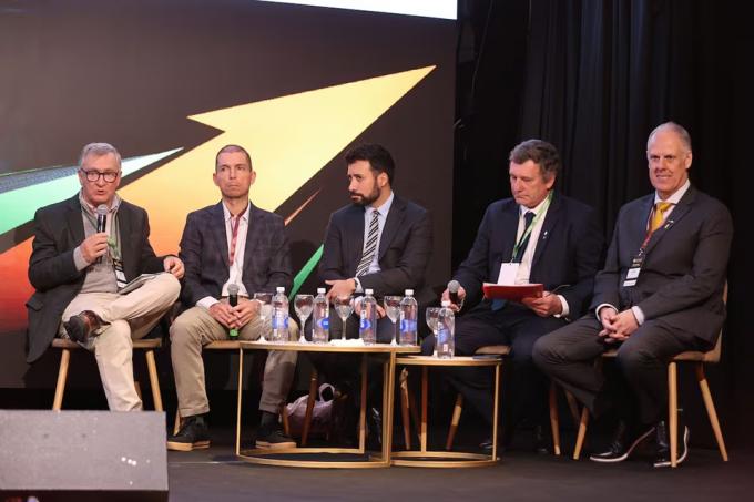Un funcionario de Sturzenegger calculó que la Argentina pierde US$6000 millones por no proteger la innovación en semillas