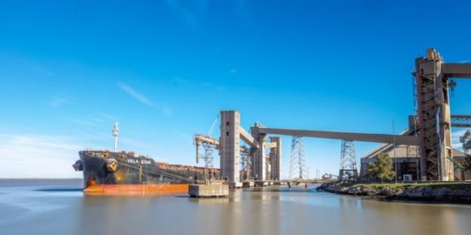 Registran embarques de maíz por 2,39 millones de toneladas y Argentina toma la delantera frente a Brasil