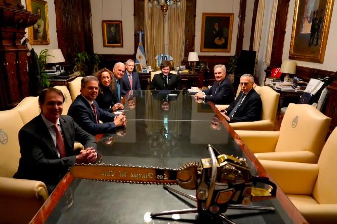 Milei recibió a ejecutivos de Bayer y dialogó sobre la adhesión de Argentina a UPOV-91