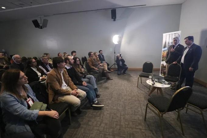 SRA y Aapresid lanzan Conecta, la plataforma que integrará las principales AgTech del agro