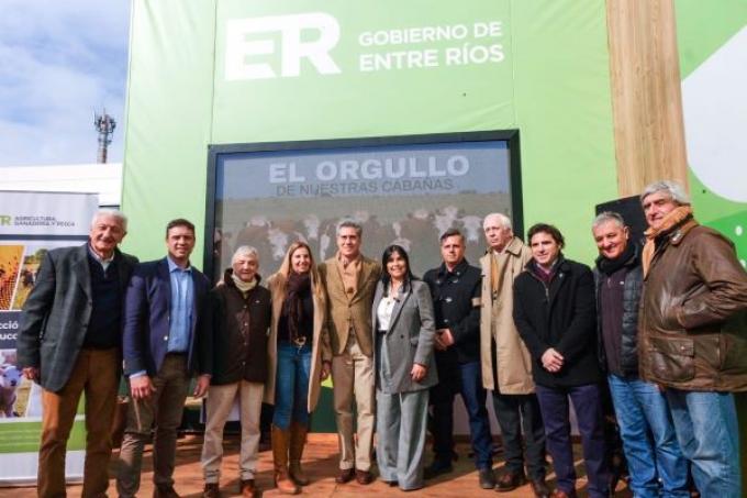 Entre Ríos homenajeó a sus 34 cabañas presentes en la Expo Rural de Palermo
