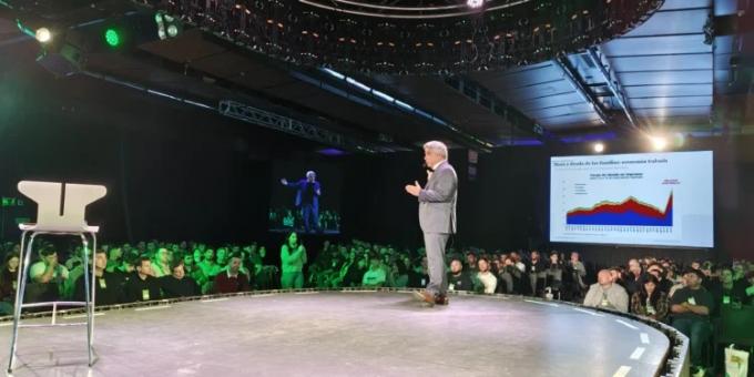 Análisis Económico del Modelo de Milei: Desafíos de la Macroeconomía y el Crédito