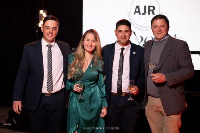 Ateneo de Reconquista celebra 20 años junto al campo