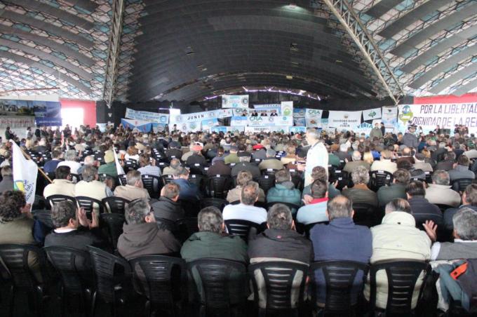 La CEEA inicia un plan de protestas agropecuarias federales