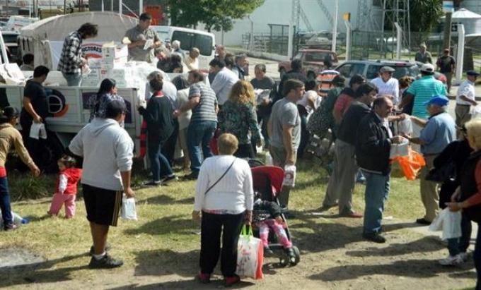 Crisis en los tambos: vuelven los bloqueos a las industrias