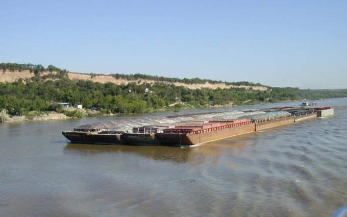 A partir de esta semana podrán navegar barcazas de 290 metros con 24.000 toneladas