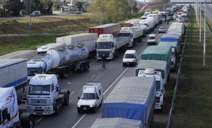 Advierten por un "colapso en las rutas" de cara a la cosecha