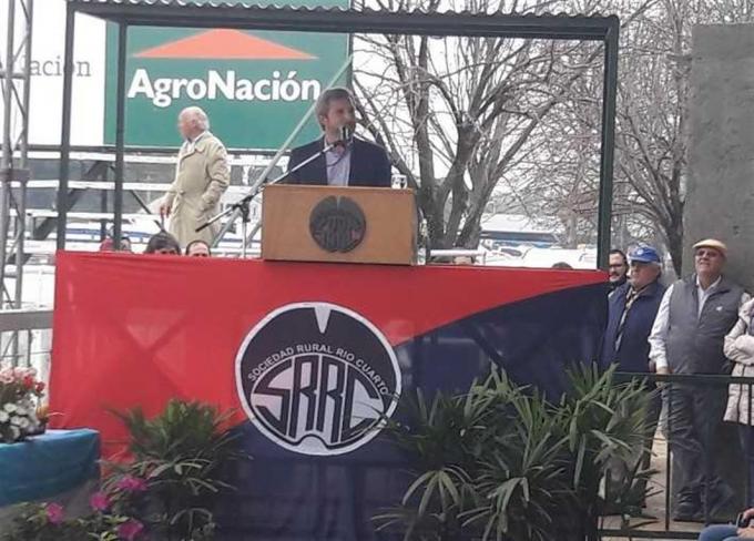 Frigerio prometió que la reforma impositiva le dará un "alivio" al campo