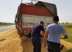 Ataques en las rutas por el paro de transportistas de granos.
