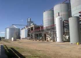 Efecto colateral de la devaluación: la capacidad de compra de las industrias etanoleras cayó al nivel más bajo de toda la historia del régimen de promoción de biocombustibles