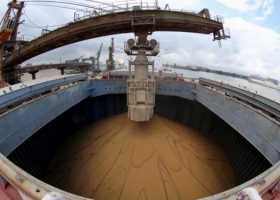 Bunge podría exportar soja de Estados Unidos a la Argentina.