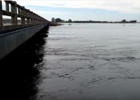 “No aceptaremos ni un litro más de agua hasta que no se concreten las obras de aguas abajo”