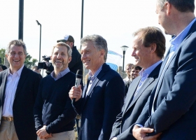 Macri y Etchevehere entregaron aportes y anunciaron obras para el campo en Entre Ríos