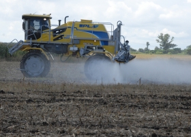 Senasa toma la posta y liderará las reglamentaciones nacionales de agroquímicos
