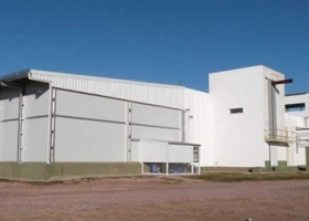 Con una inversión de $120 millones, abrió un frigorífico en Santa Fe.